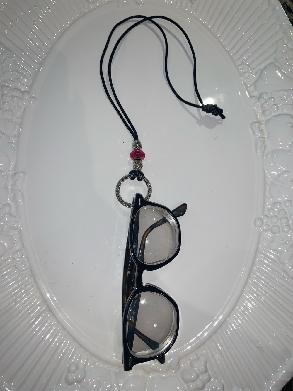 Black Eyeglass Necklace Holder with Decorative Beads